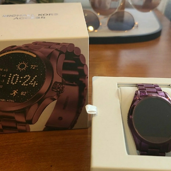 michael kors bradshaw plum smartwatch